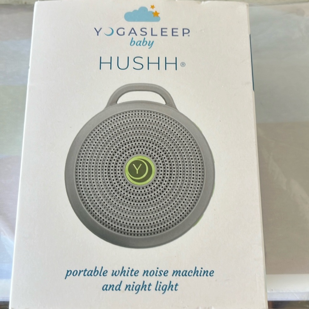 New Yogasleep Hushh Portable White Noise Sound Machine for baby